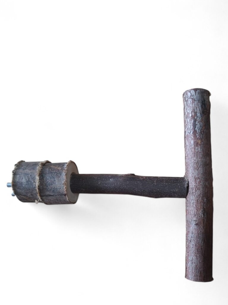 Poleiro T 18 cm para aves feito em madeira natural para gaiola